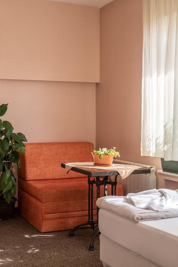 Hotel Orlando Szófia Kültér fotó